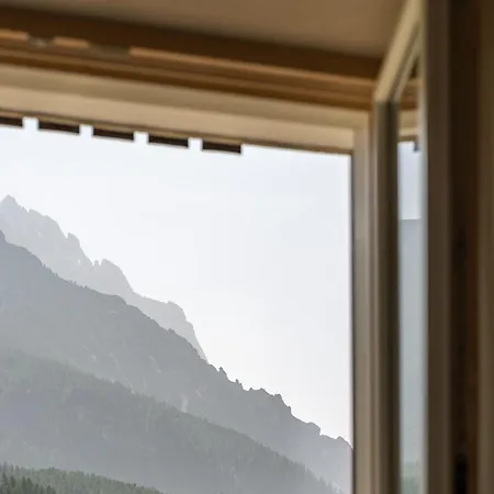 Brand New Large 4 Bedroom In Great Location Lejlighed Cortina dʼAmpezzo