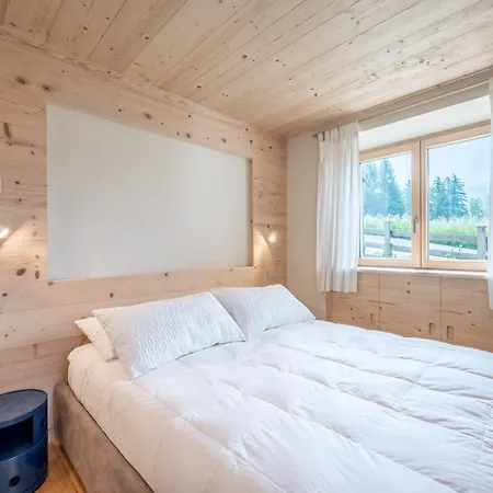 Lejlighed Brand New Large 4 Bedroom In Great Location *