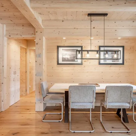Lejlighed Brand New Large 4 Bedroom In Great Location Cortina dʼAmpezzo